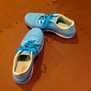 Nike women sneakers